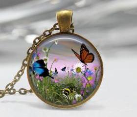 1 inch Round Pendant Tray - Beautiful Butterfly